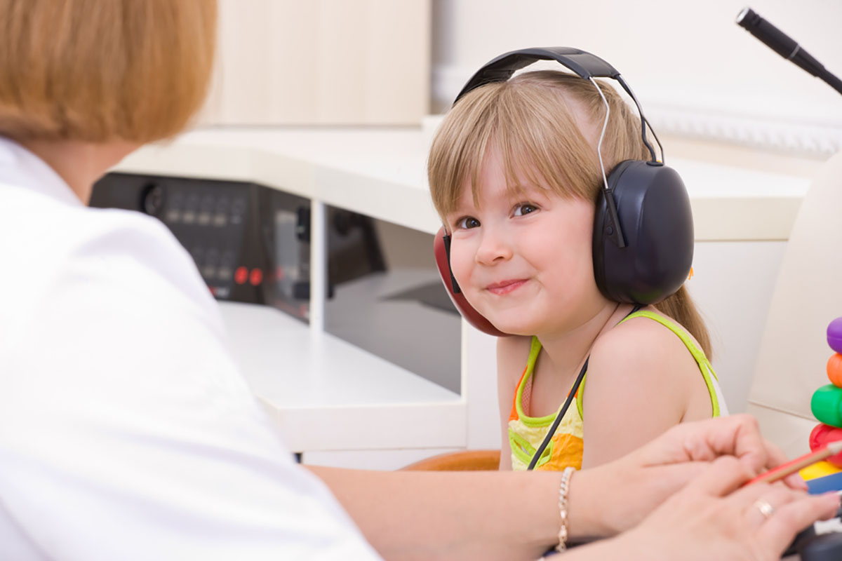 Hogyan mérjük a hallást? Ismerd meg a szubjektív hallásvizsgálatokat!